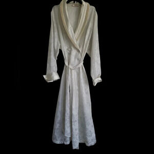 Victoria's Secret Vintage gold Label, floral sleepwear print maxi robe size  M/L